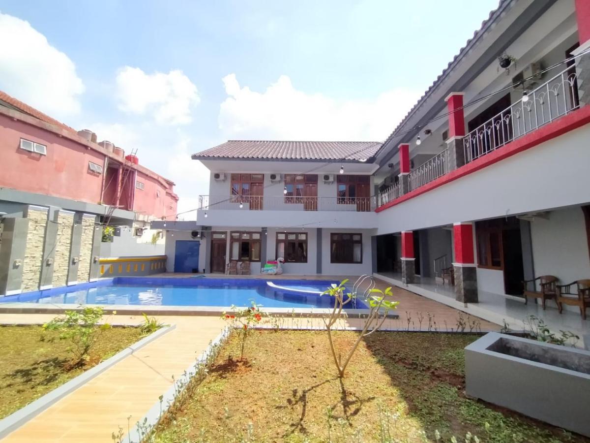 Hotel Asri Baru 普禾加多 外观 照片