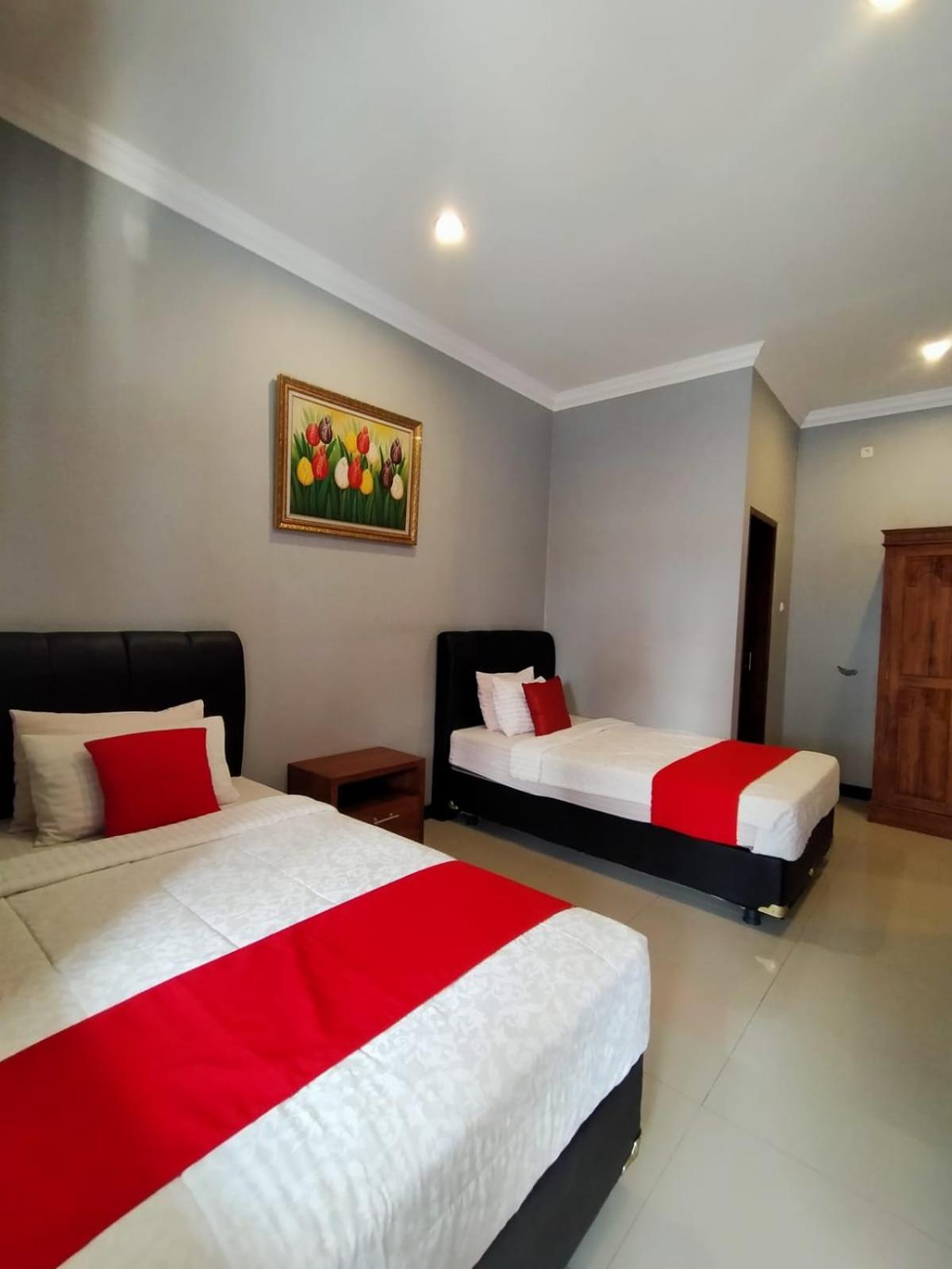 Hotel Asri Baru 普禾加多 外观 照片